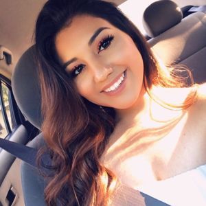 Meet your Posher, Andrea